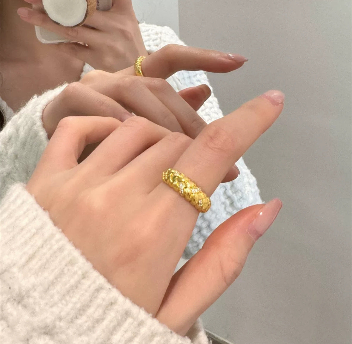 Wholesale Middle Ages Brushed 925 Sterling Silver Light Luxury High-end Gold Rings